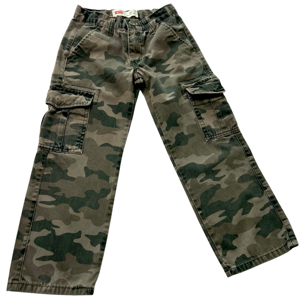 Boys Levi’s 505 Regular Cargo Jeans Camouflage Adjustable Waist Size 6 Reg GUC